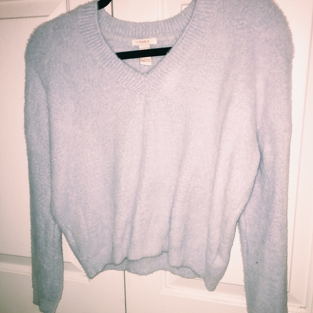 CROPPED FUZZY BLUE SWEATER
